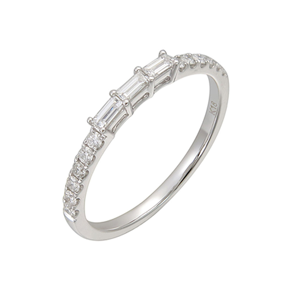 Claw set baguette diamond ring 2701 | Temple & Grace Canada